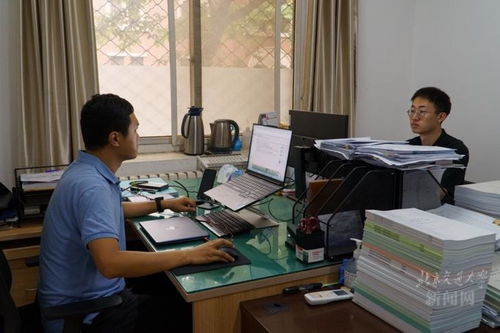 人事處與教師工作部攜手 精心部署優(yōu)化服務(wù)，確保暑期工作與教育信息咨詢(xún)順暢運(yùn)行