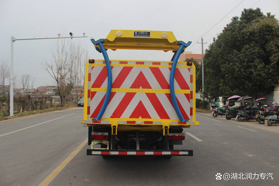 《道路機動車輛生產(chǎn)企業(yè)及產(chǎn)品公告》第369批新產(chǎn)品公示 純電動垃圾車引領綠色環(huán)衛(wèi)新趨勢